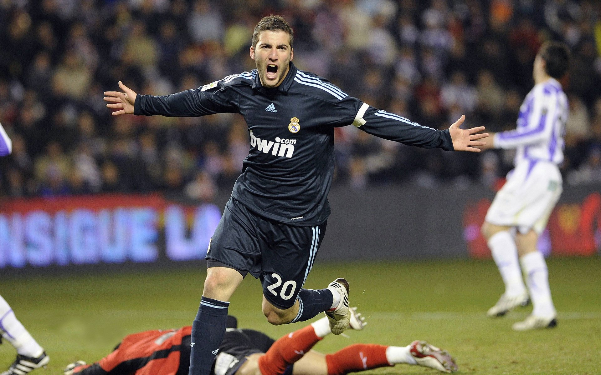 kaiyun sports safe-欧冠“铁血”的战术大师，看他们如何碾压对手，欧冠激战